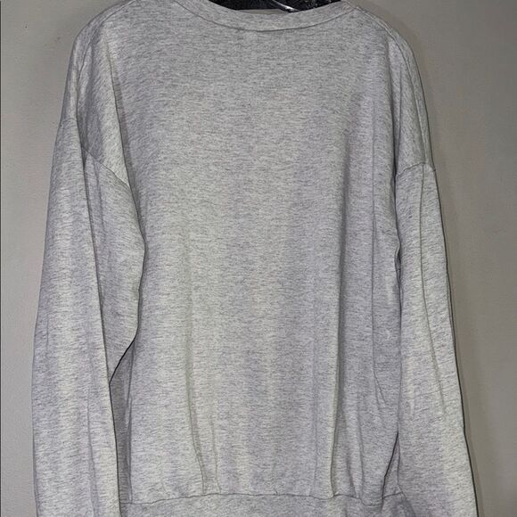 Vintage Light Heather Grey Casual Crew Neck Sweater with Graphic Elements - Picture 10 of 10